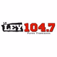 La Ley 104.7 - KQMJ Logo